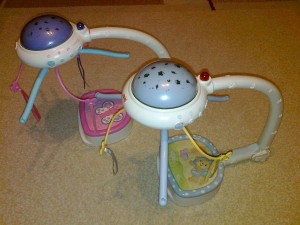 Fisher-Price zenélő forgók